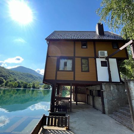 Rooms And Apartments Neron Bihac Lohovo Zewnętrze zdjęcie